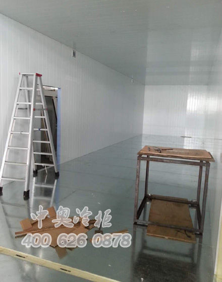 中奥冷柜厂家与平湖华南城18米双温冷库2合作案例